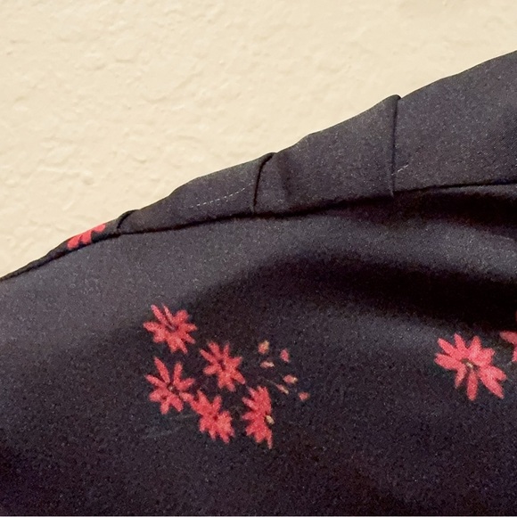 Keepsake Infinity Long Sleeve Satin Mini Dress Black with Pomegranate Ditsy Size - Picture 8 of 14